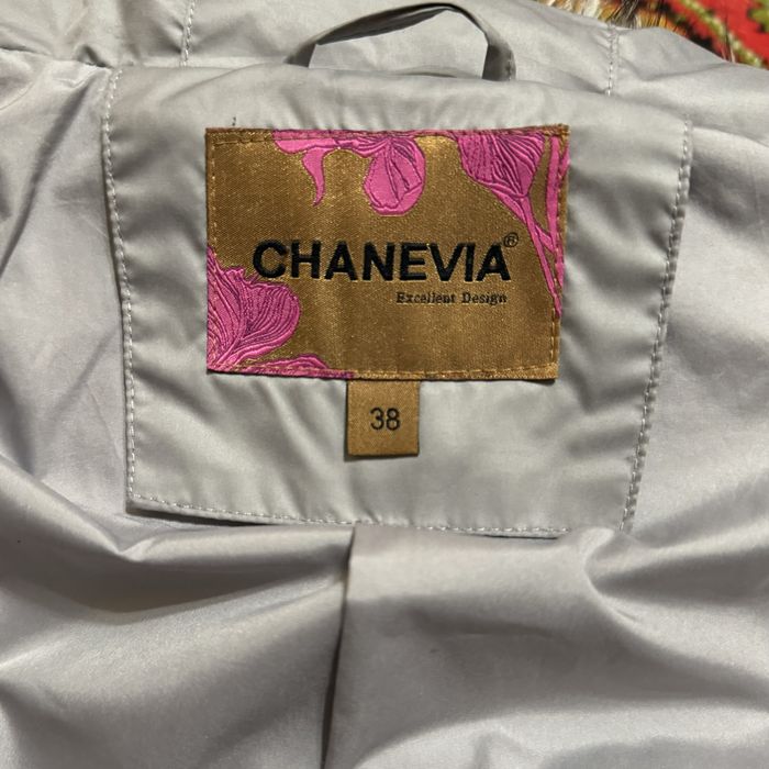 женский зимний пуховик,зимняя куртка CHANEVIA с мехом чернобурки