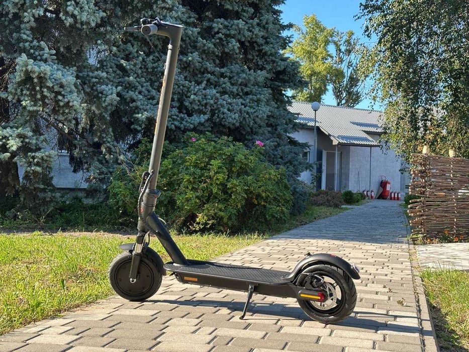 Топ Ціна | Електросамокат X-BOOST 008 | 350 Вт потужності, 7.8 Ah