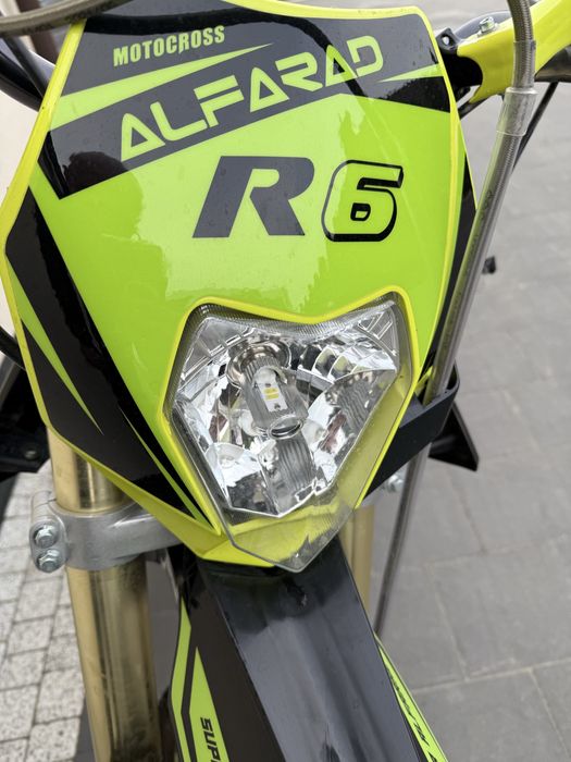 FuLL Cross Alfarad 250 R6 21/18" Manual E-Start