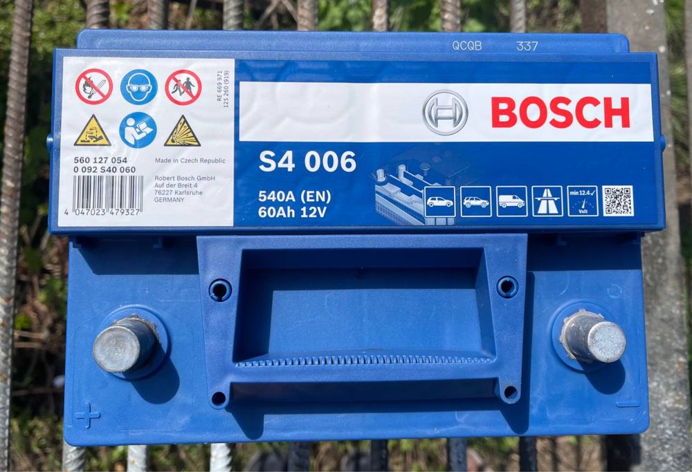 Акб 60A bosch S4 006 аккумулятор