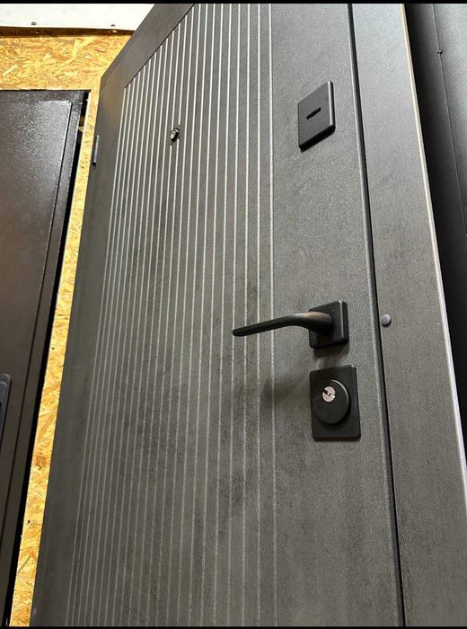 Продаж вхідних дверей.монтаж.замір. наявність на складі. Знижки.