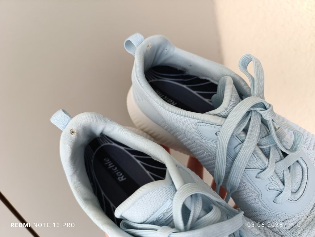 Жіночі кросівки Sketchers