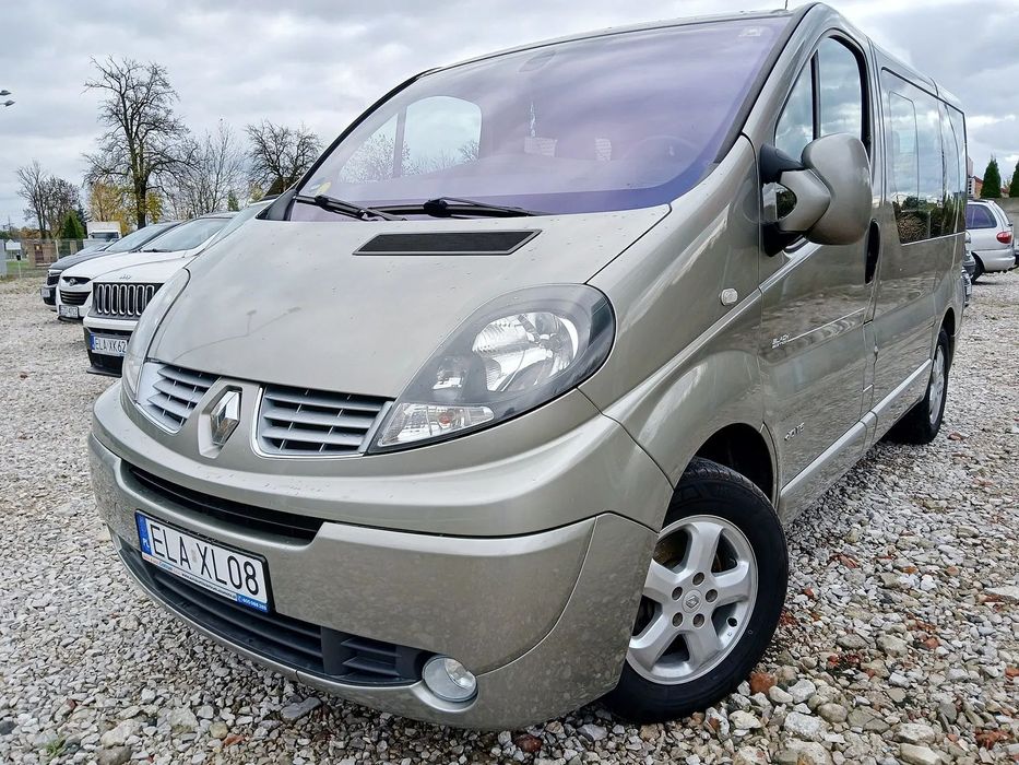 Renault Trafic BLACK EDITION/2xKlima/8-Osób/Niski Przebieg/1-właściciel/Super Stan!