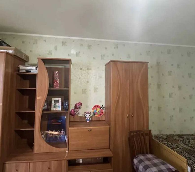 Продам просторную 1 комнатную квартиру на Фрунзенском ж/м