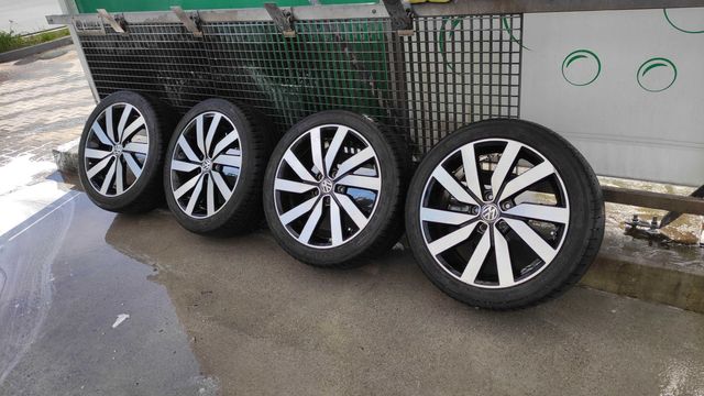 Felgi alu VW Touran 7N0 7.5" x 18" 5x112 + opony komplet 4 sztuk.