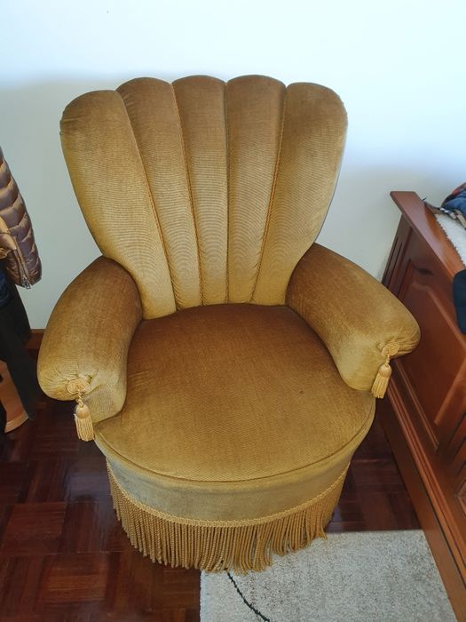 Cadeirão pequeno (senhorinha)
