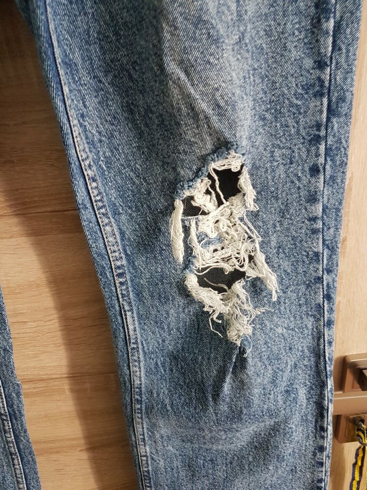 Dżinsy H&M 44 przetarcia