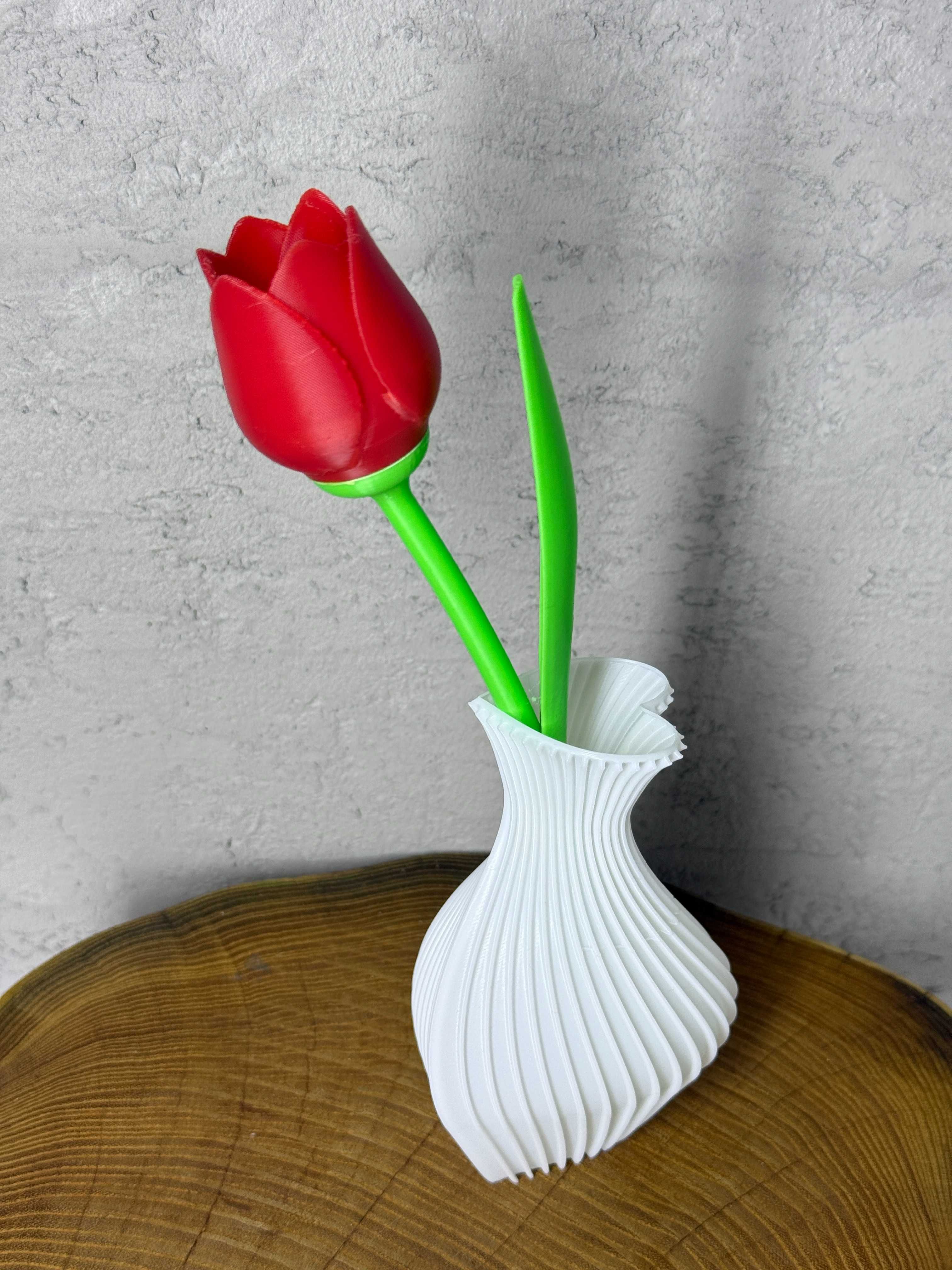 Tulipan 3D – nowoczesny, realistyczny, sztuczny kwiat, druk 3D, kolory