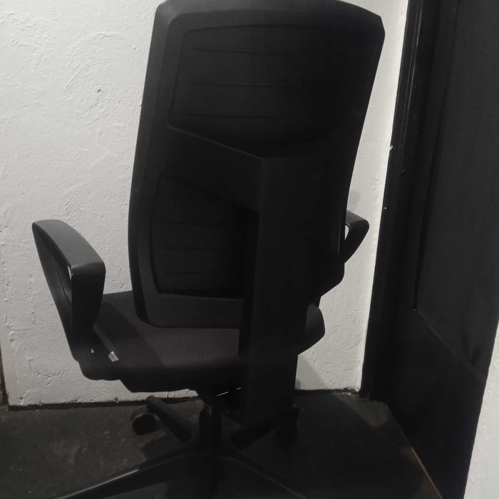 Profim Raya 21 S markowy ergonomiczny fotel krzesło obrotowe biurowe