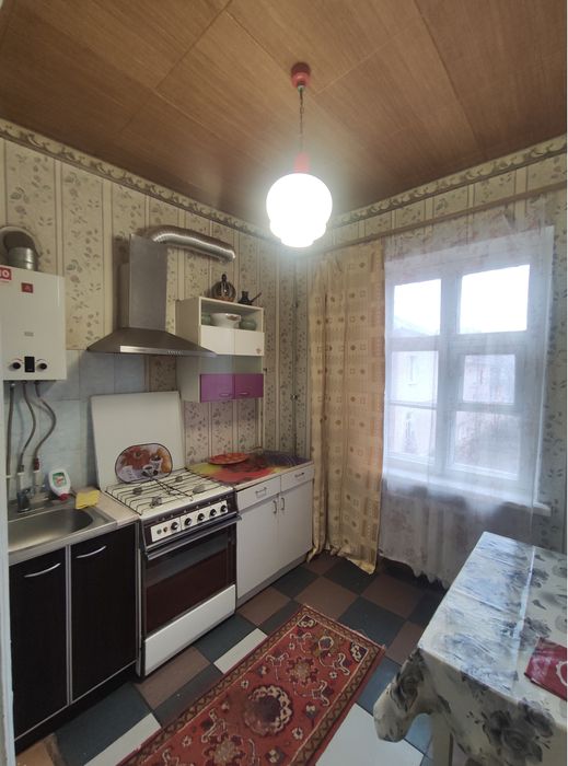 Оренда 2- кімн. квартири вул. М. Зінчевського