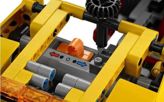 Lego Technic 8109 - Flatbed Truck