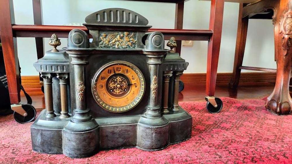 Relógio de Lareira, marmore e bronze