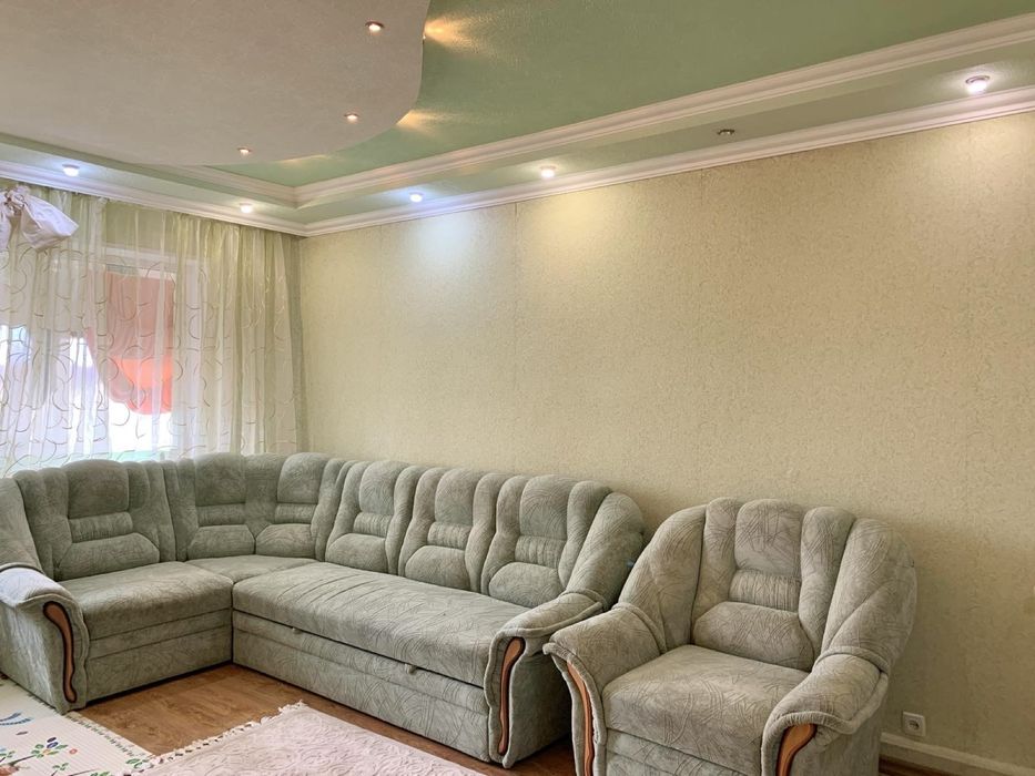 Продам 5-ти кімнатну квартиру з АО  ДНС поруч з річкою