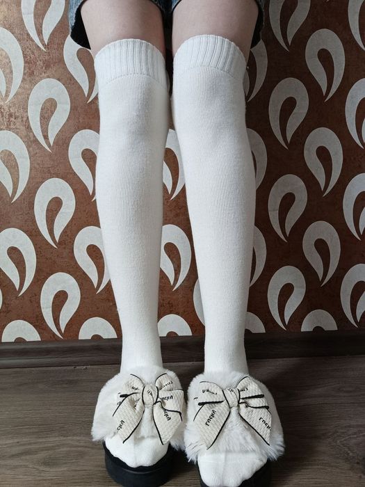 Жіночі теплі гольфи та новорічні гольфи тонкі демісезонні