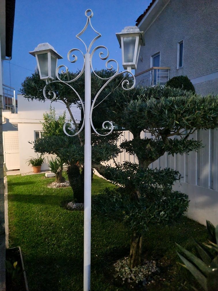 Candeeiro de jardim