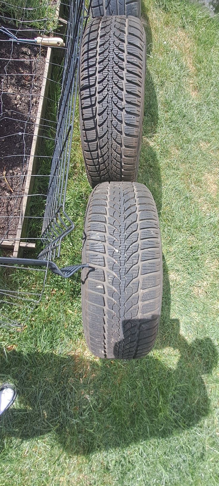 Opony zimowe  205/55 R16