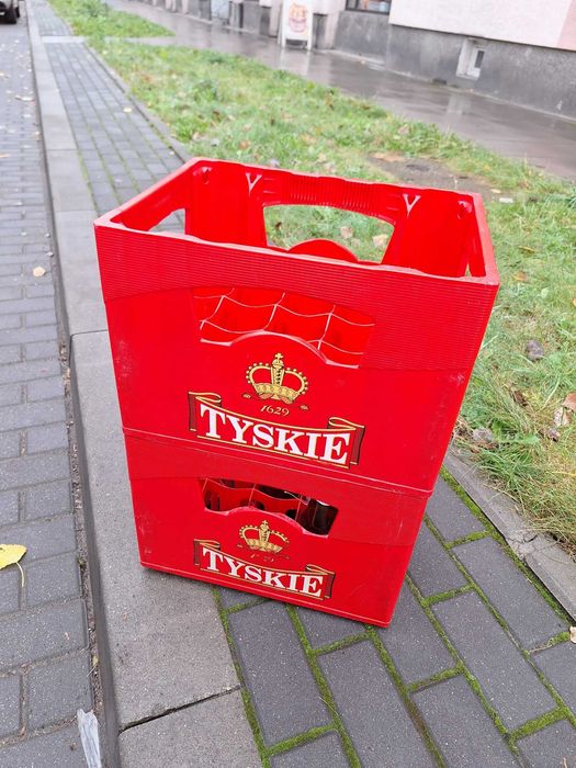 Skrzynka, krata, transporter na piwo TYSKIE czerwona