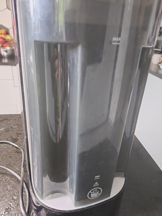 Ekspres do mleka modyfikowanego Baby Brezza