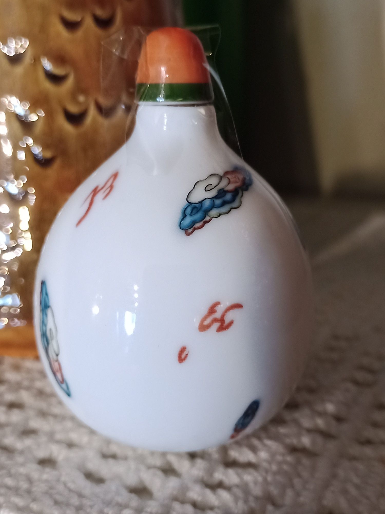 Frasco ou garrafa de rapé em porcelana
