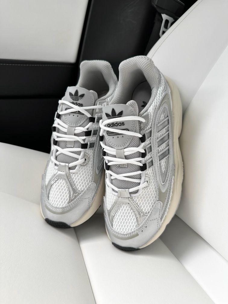 36-45 Adidas Ozmillen White Silver