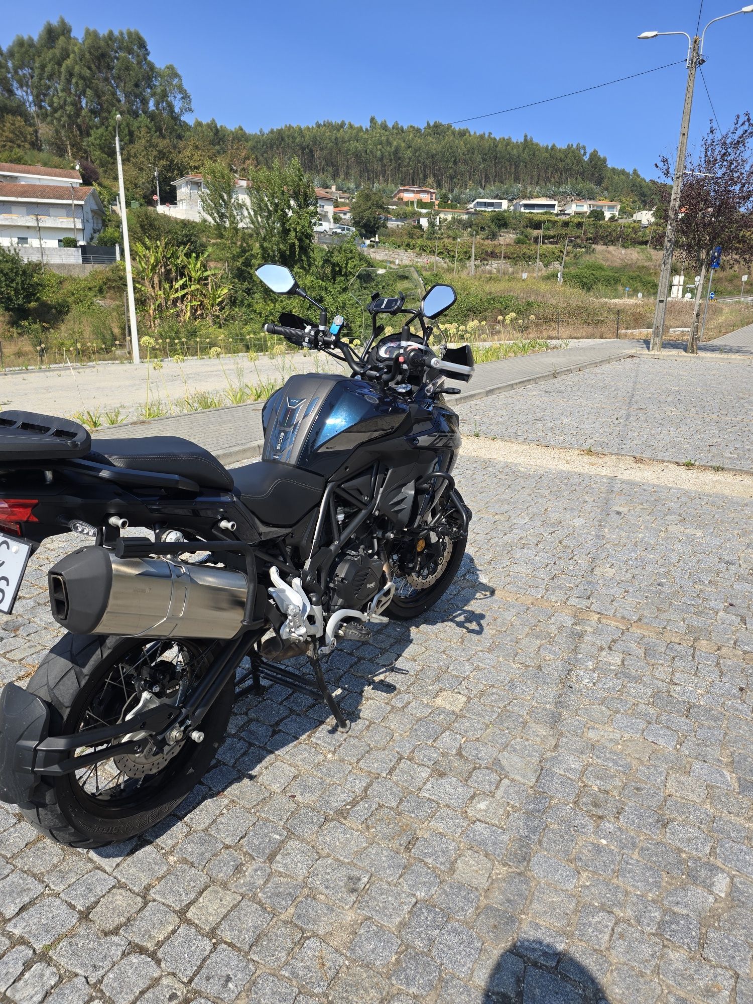 Benelli trk 502x