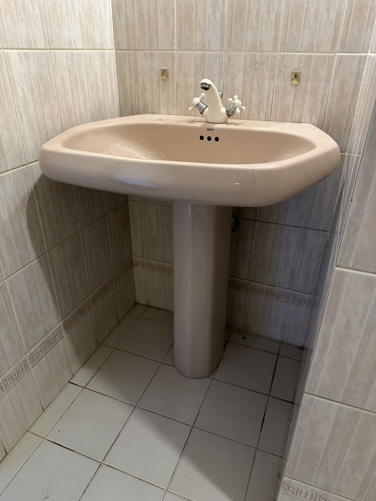 Conjunto de louças sanitárias Roca