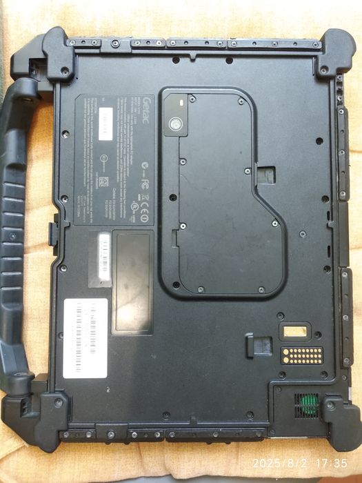 Захищенний ноутбук Getac V110/12"/i5-6200u/8Gb ddr4/128Gb.
Состояние 8