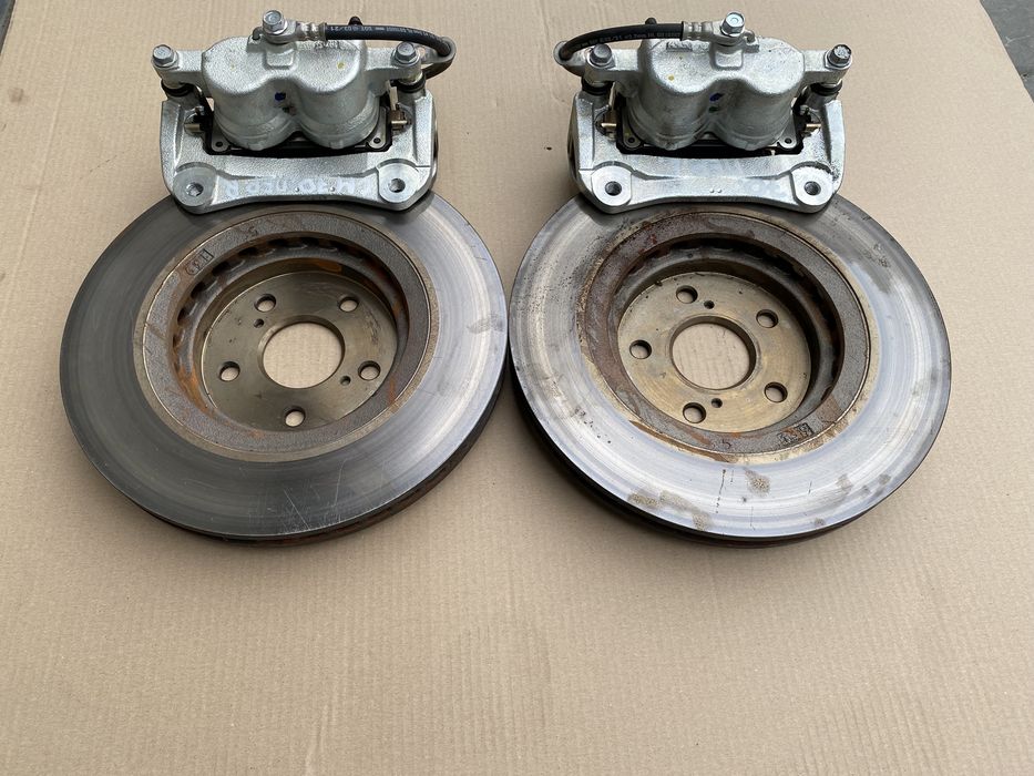 Toyota Camry 70 RAV4 2020 суппорта + диски двухпоршневые. РАЗБОРКА
