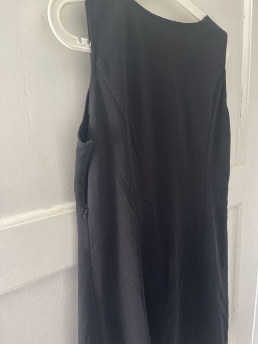 Sukienka czarna elegancka