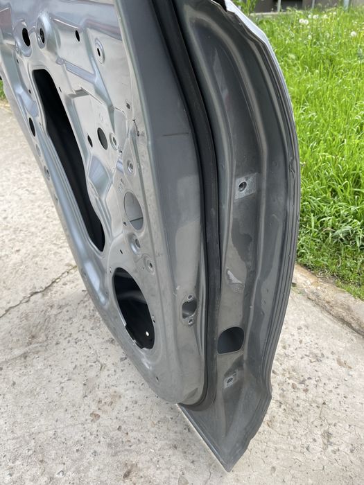 Дверка ліва пасажирська Audi Q5