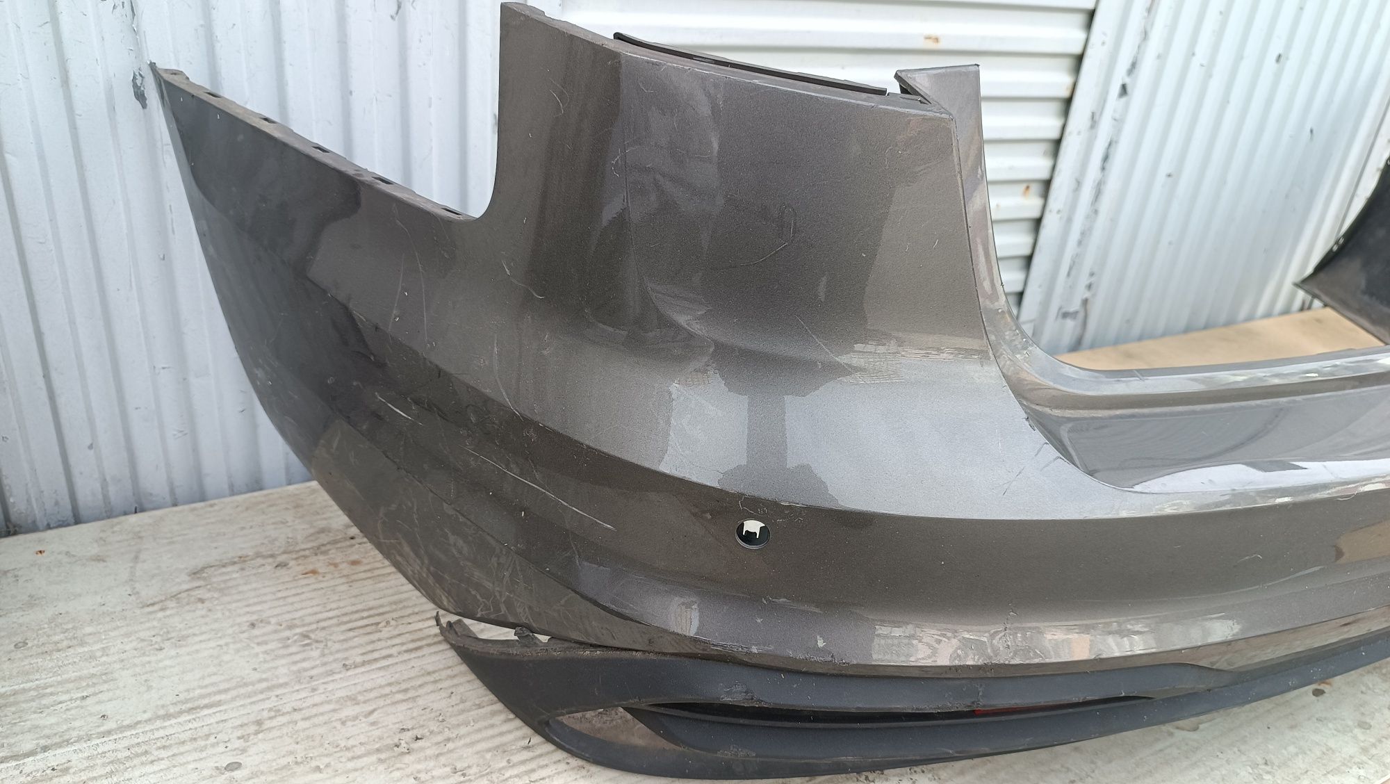 Vendo parachoque de trás Audi A4 B9 ano 2019/23