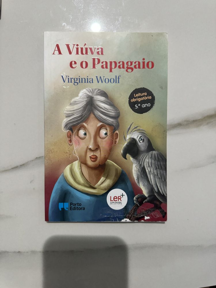 A Viúva e o Papagaio