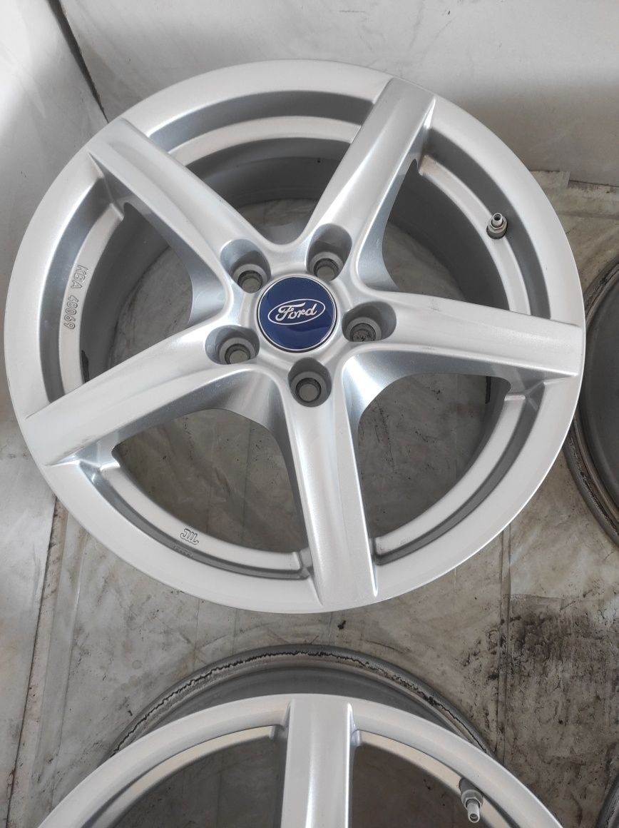 303 Felgi aluminiowe FORD R 16 5x108 otwór 63,3 Bardzo Ładne