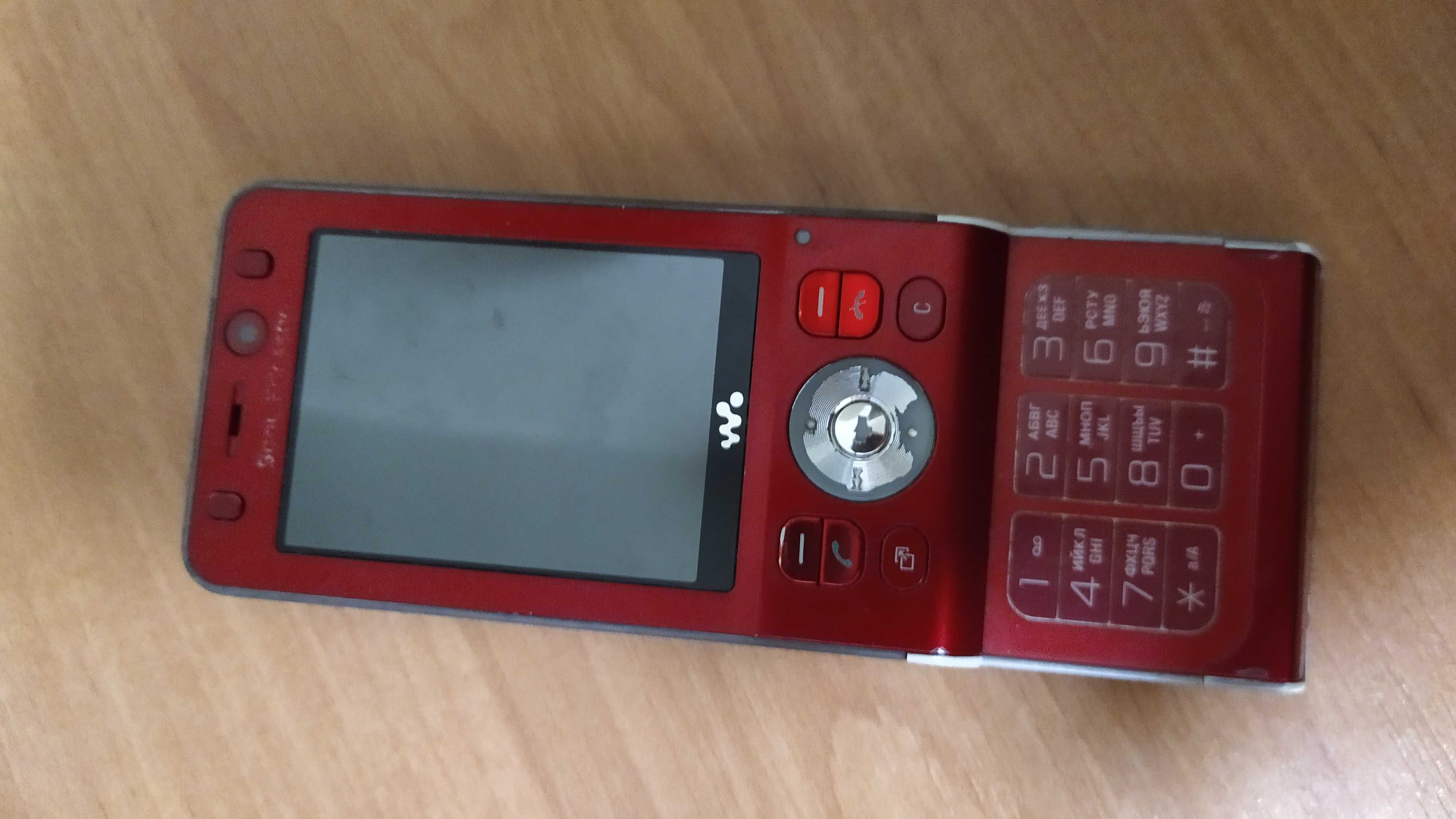 Телефон Sony Ericsson Walkman W910i