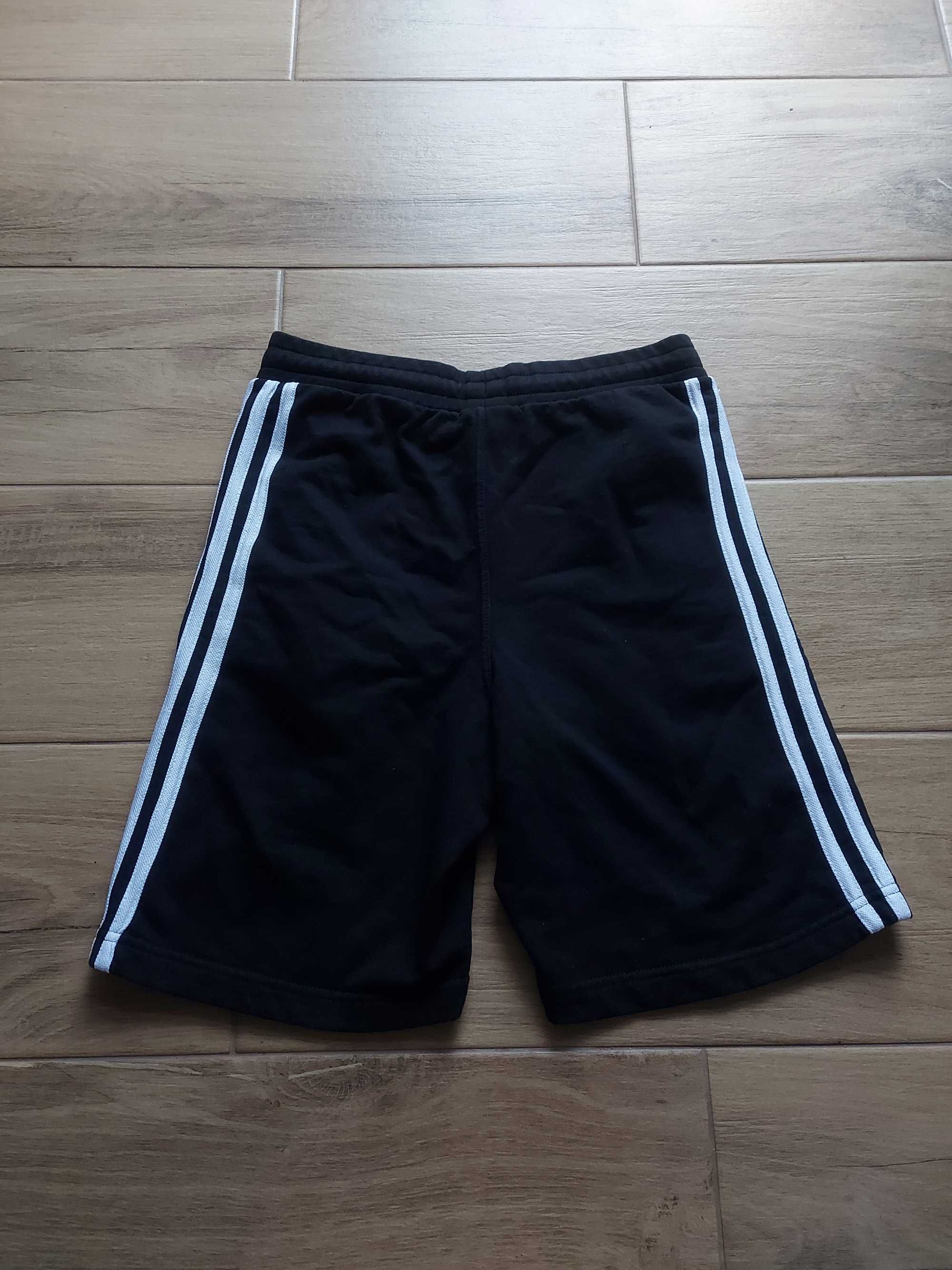 spodenki adidas S męskie