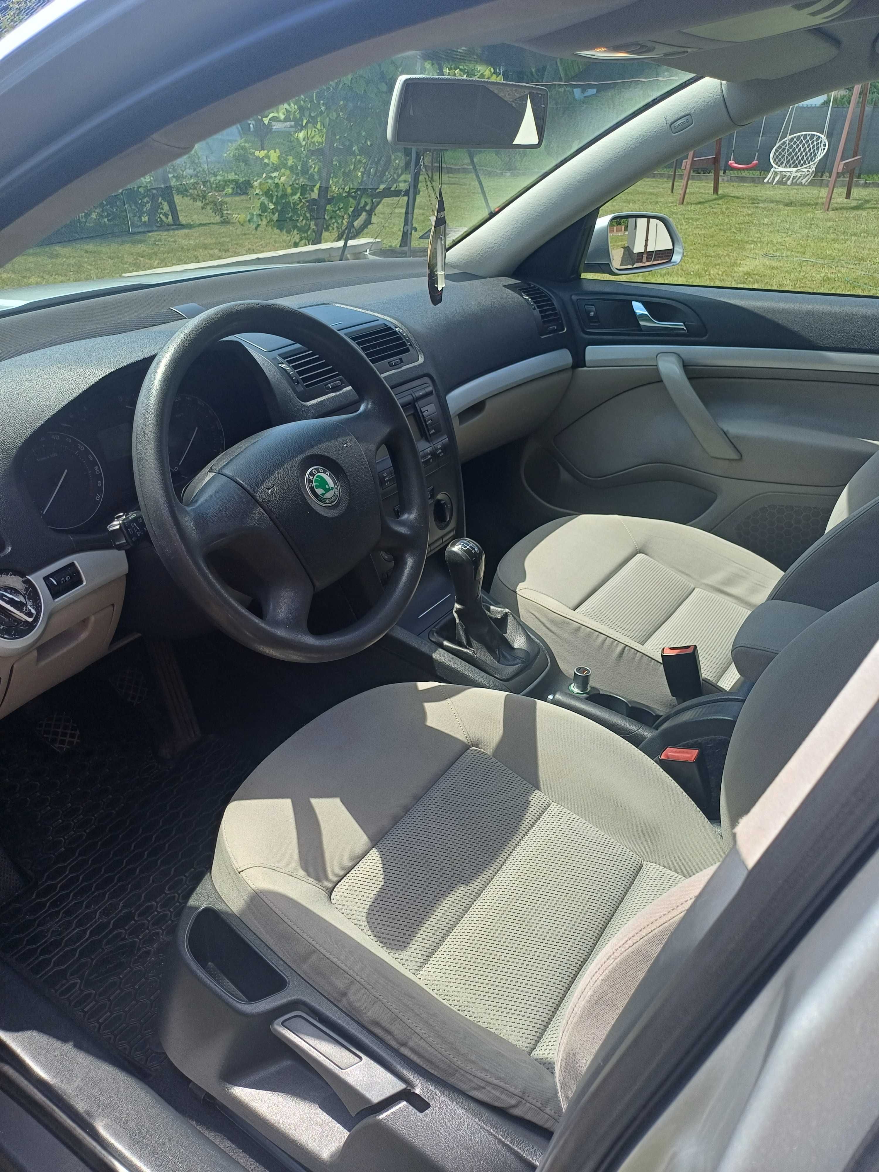 Skoda Octawia II 1.6 MPI 102KM benzyna+LPG