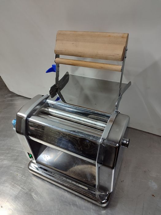 Тестораскатка настольная