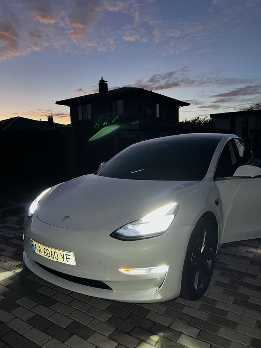 Tesla model 3 2020 Dual motor