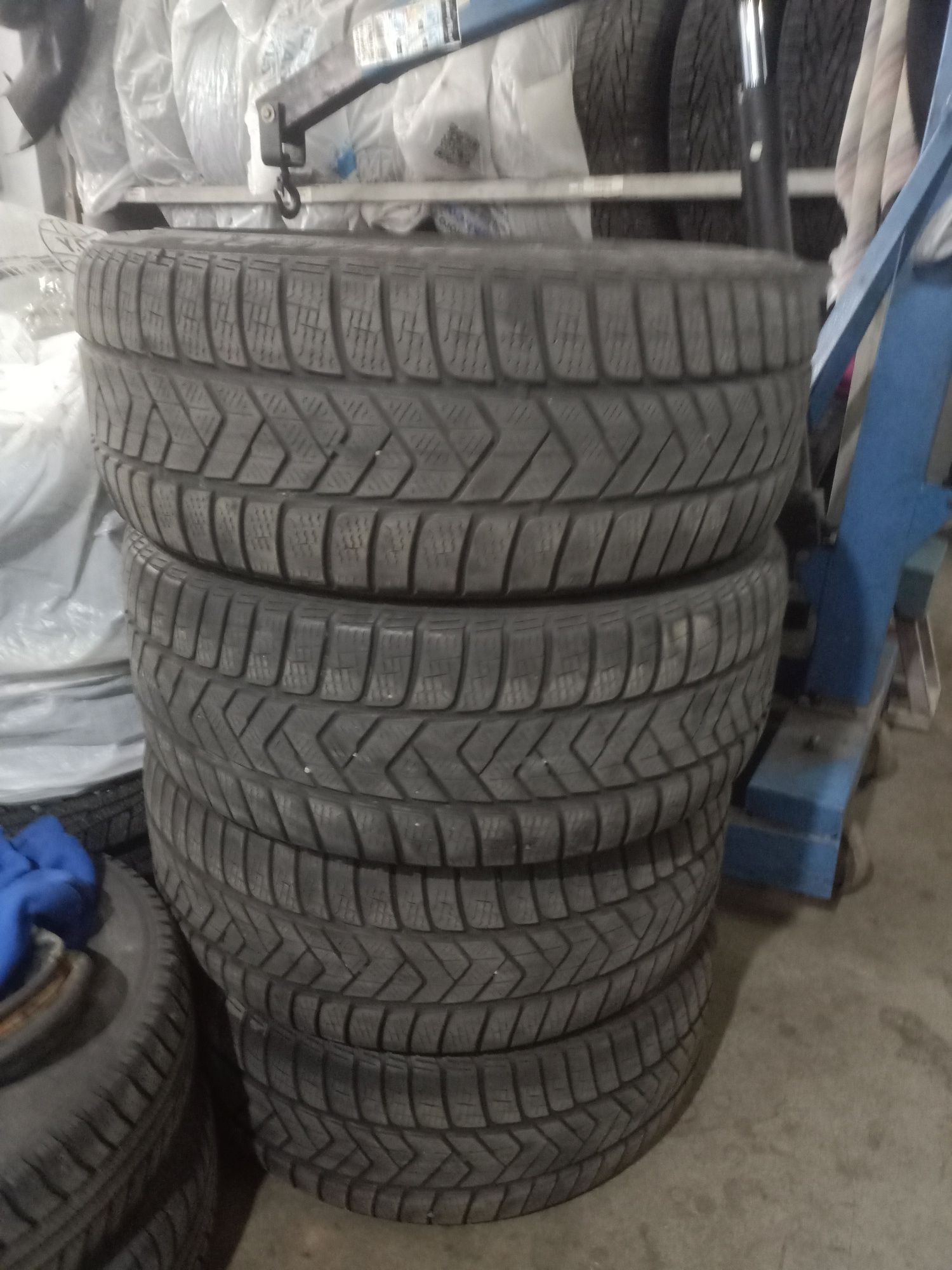 245/45R19 б/у 1000 pirelli sottozero