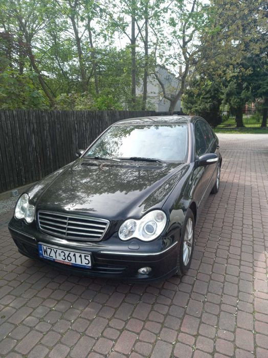 Mercedes-Benz Klasa C W203 180 Kompresor Avangarde Salon Polska