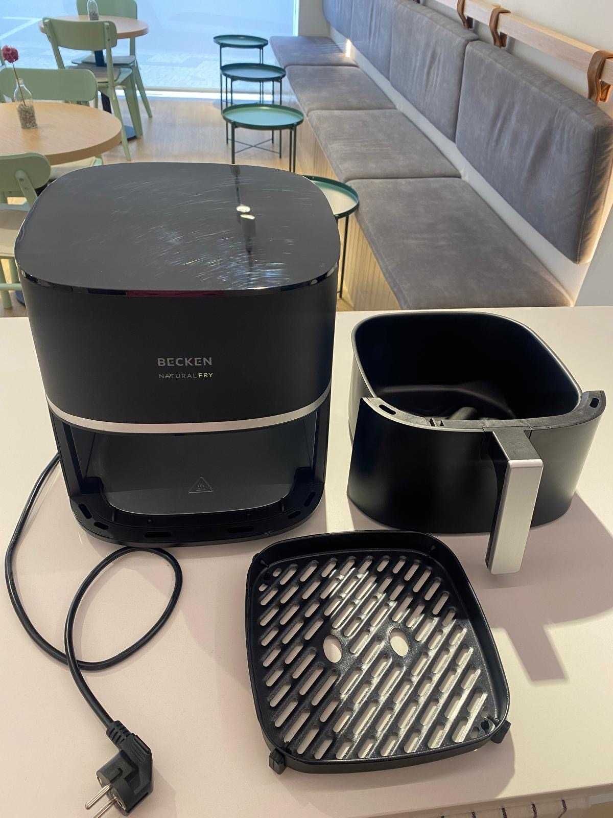 Airfryer em estado de novo à venda