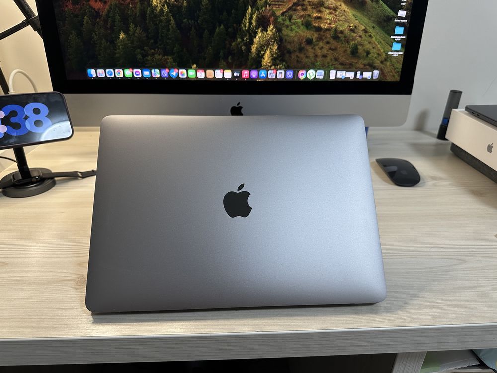Apple MacBook Pro M1 8/256Gb Space Gray AppleCare+
