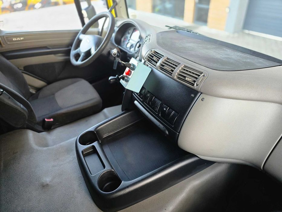 DAF FT CF85.410 | тягач | кран-маніпулятора