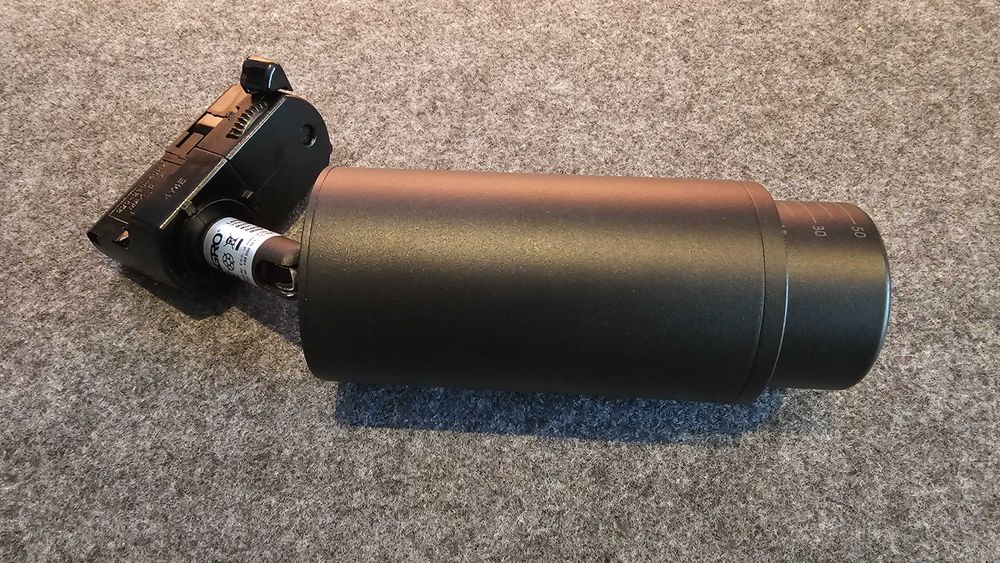 Zestaw 4 reflektorów na szynoprzewód 3f