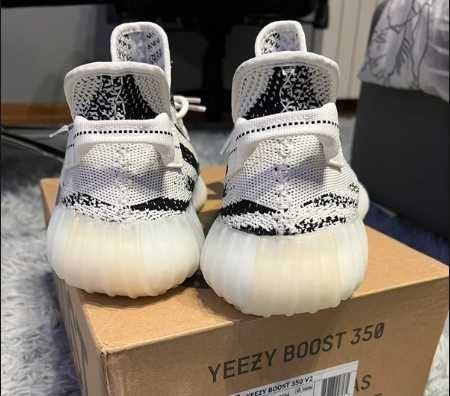 adidas Yeezy Boost 350 V2 Zebra 41