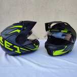 Sprzedam kaski SCHUBERTH  E1  Roz. S i L z interkomami