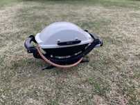 Grill gazowy Weber Q100 – kompaktowy i niezawodny!