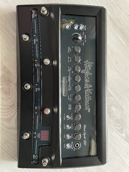 Hughes & Kettner Black Spirit 200 Floor stan sklepowy