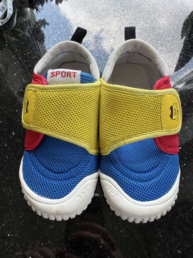 Buty 31 miekkie kapcie tenisowki