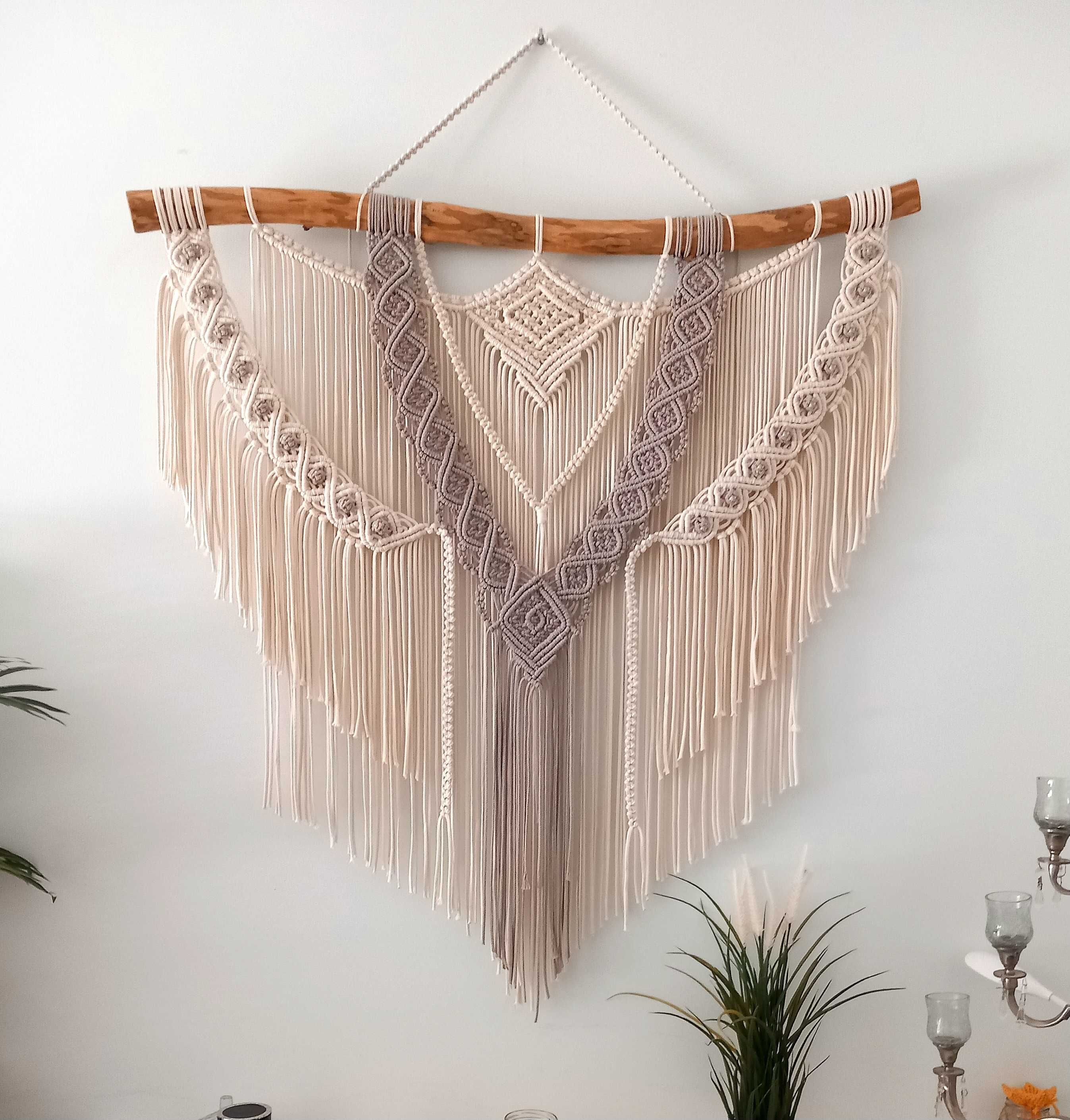 Painel de parede em macramé (Anicha)